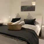 Stumbergers - Free Parking - Hotell