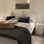 Stumbergers - Free Parking - Hotell