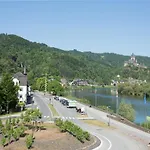 Stumbergers - Free Parking - Hotell