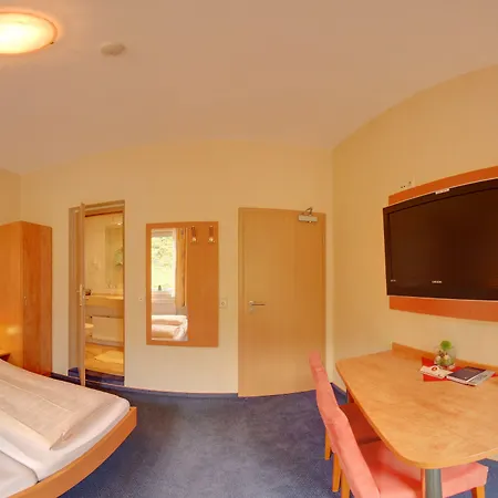 Stumbergers - Free Parking -