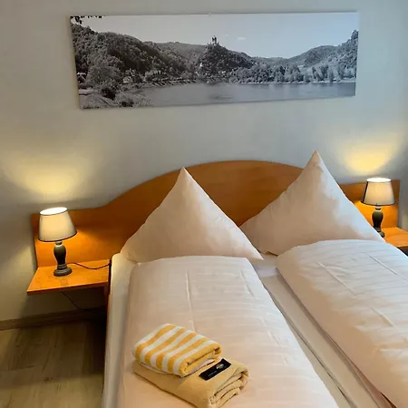 Stumbergers - Free Parking - Cochem