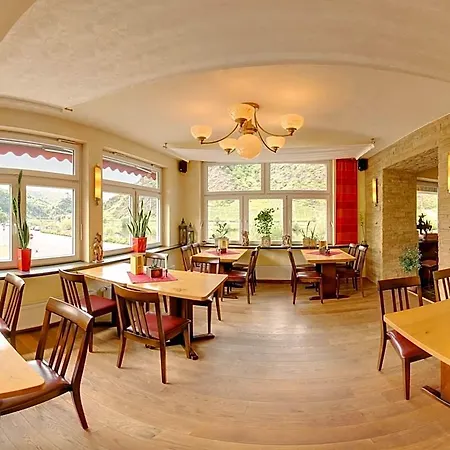 Stumbergers - Free Parking - Hotel Cochem