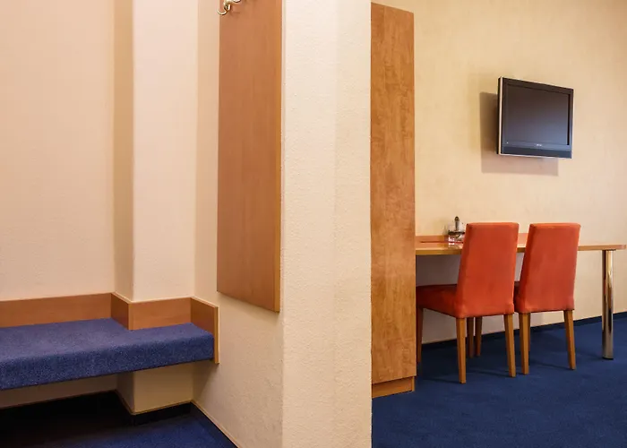 Stumbergers - Free Parking - コッヘム