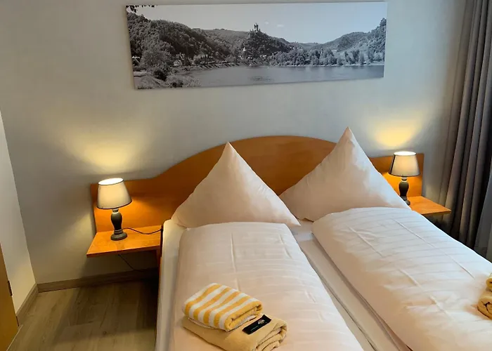 Stumbergers - Free Parking - コッヘム