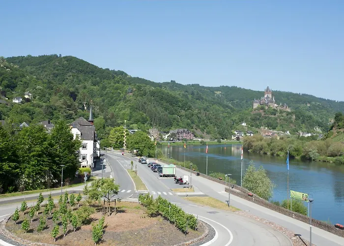 ホテル Stumbergers - Free Parking - 3*