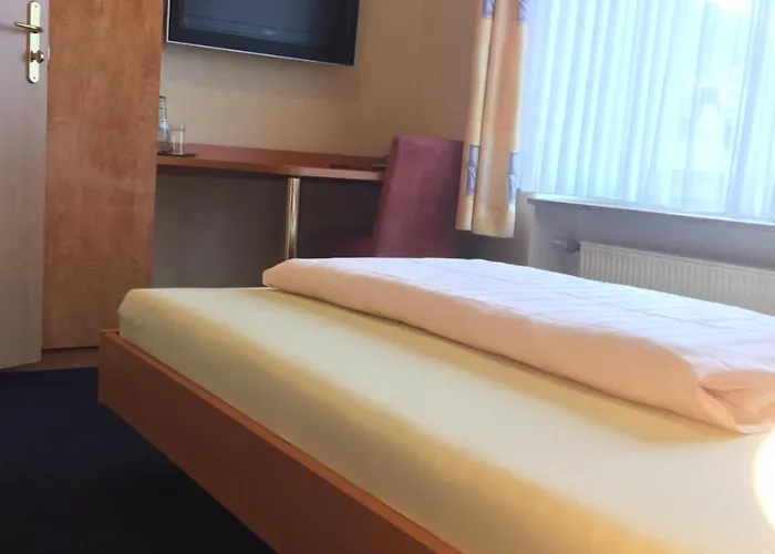 Stumbergers - Free Parking - 3* コッヘム